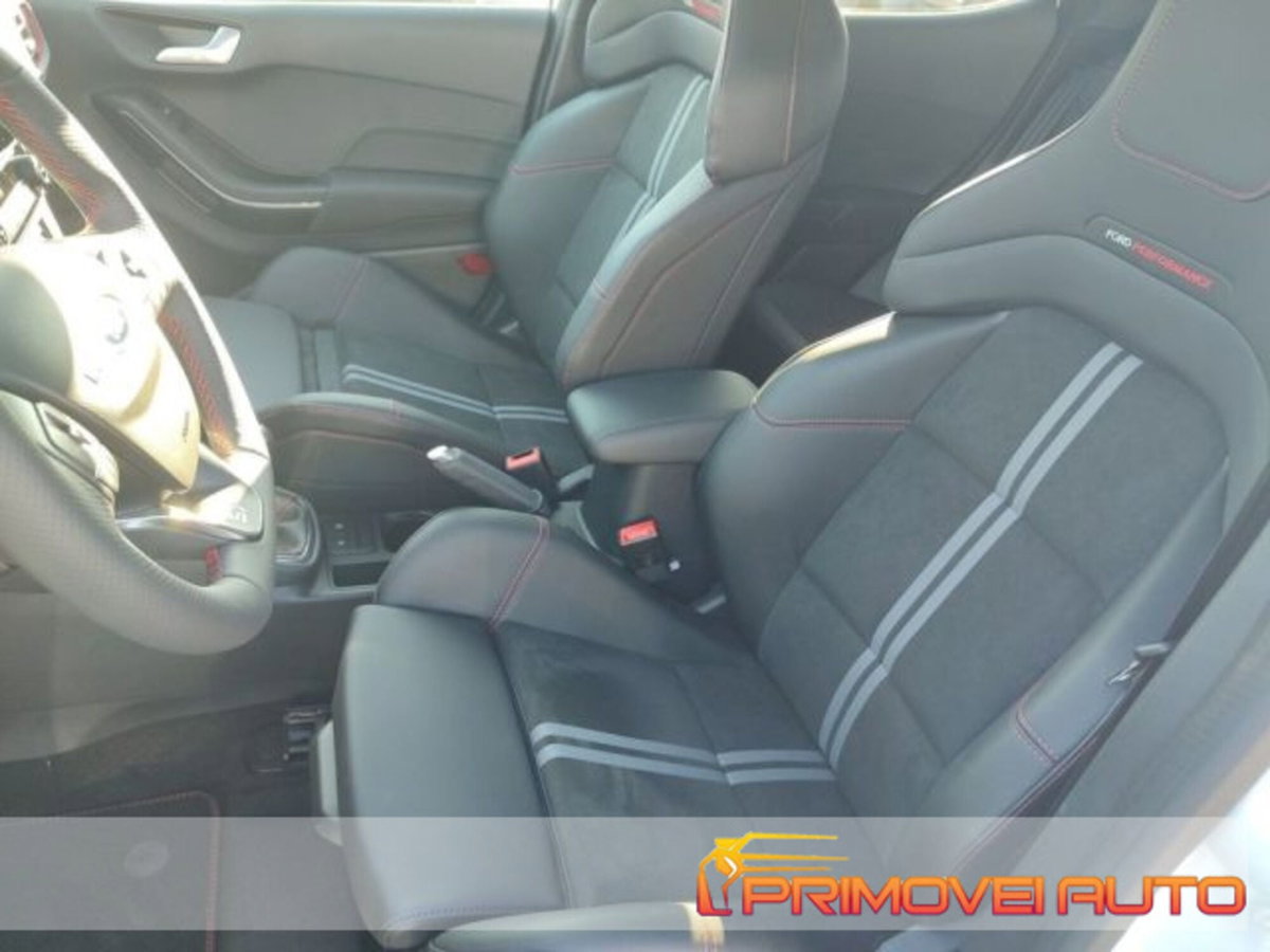 Ford Fiesta 1.5 Ecoboost 200 CV 5 porte ST (2)