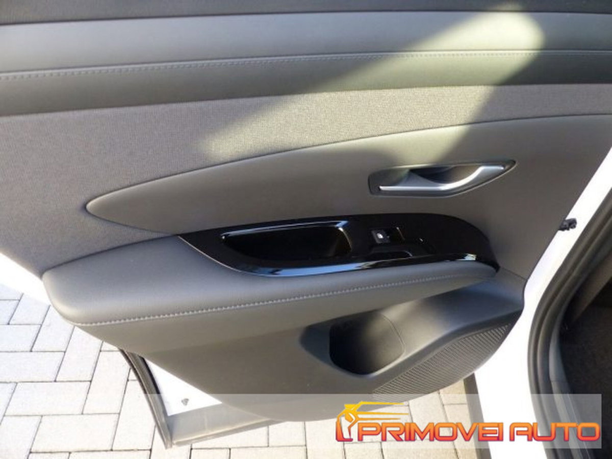 Hyundai Tucson 1.6 crdi 48V NLine 2wd dct (11)