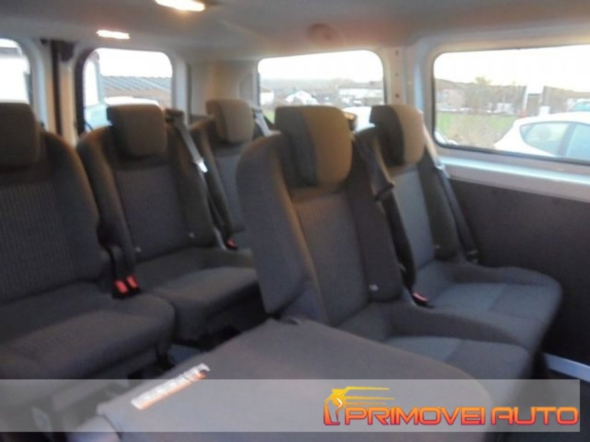 Ford Transit Custom Furgone 310 2.2 TDCi 125CV PC Combi Entry (12)