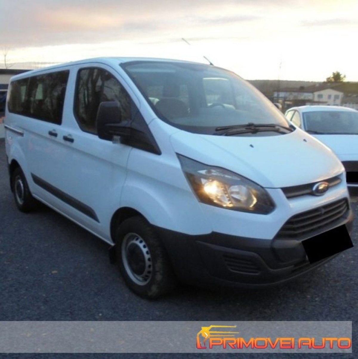 Ford Transit Custom Furgone 310 2.2 TDCi 125CV PC Combi Entry (4)