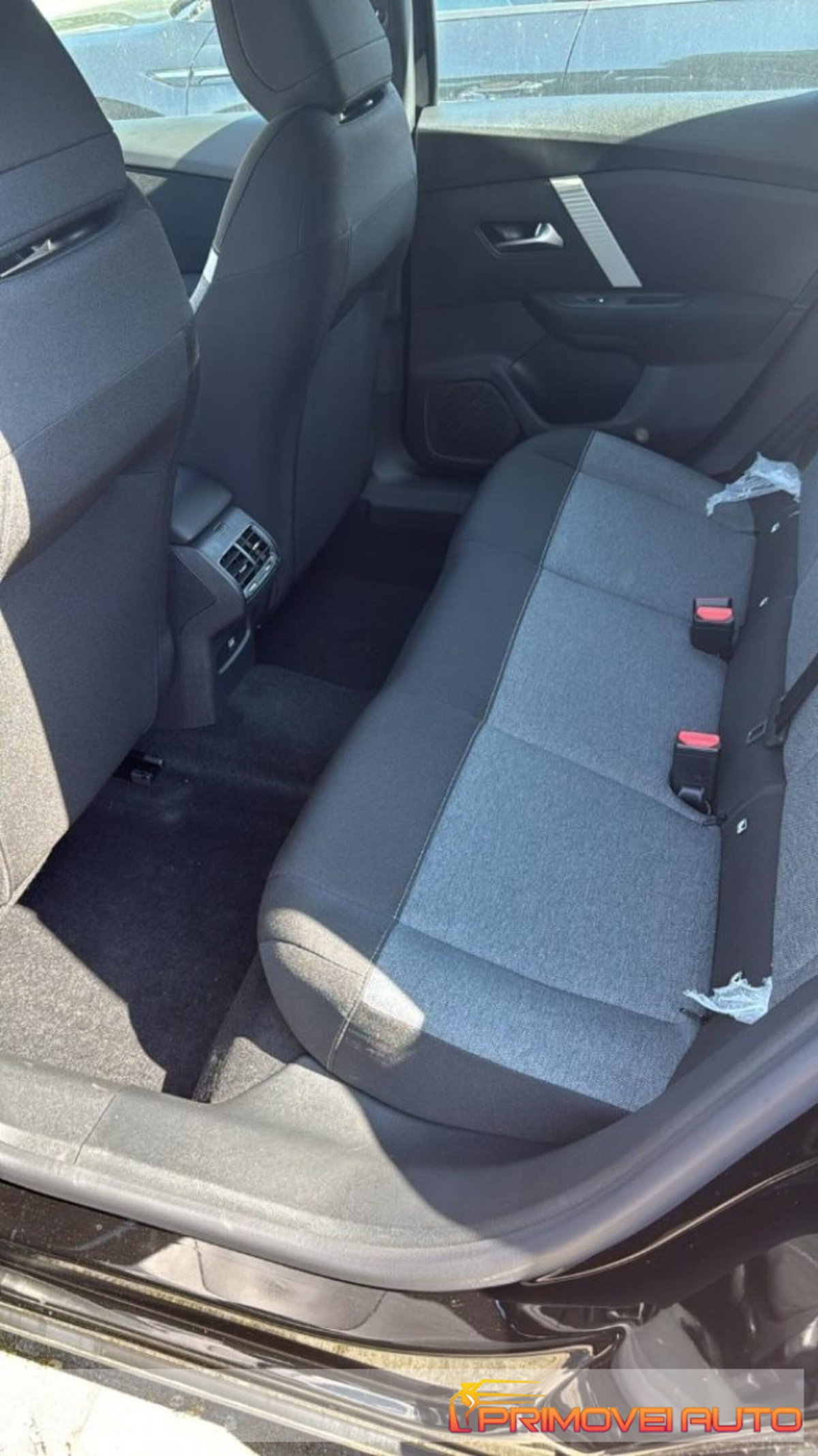 Citroen C4 1.2 puretech You s&s 100cv (4)
