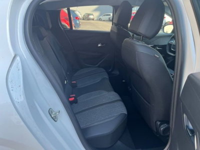 Peugeot 208 50 kWh Allure (10)