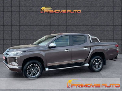 Mitsubishi L200 2.3 D Club Cab 4x4 Easy Select Invite Connect (2)