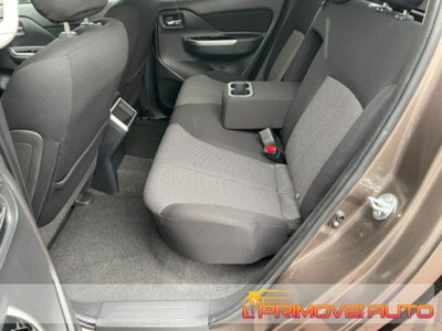 Mitsubishi L200 2.3 D Club Cab 4x4 Easy Select Invite Connect (5)
