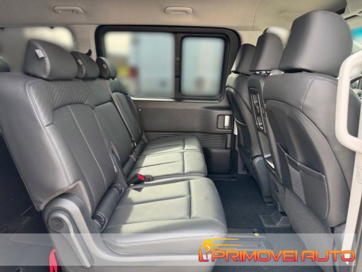 Hyundai Staria 2.2 2wd auto (6)