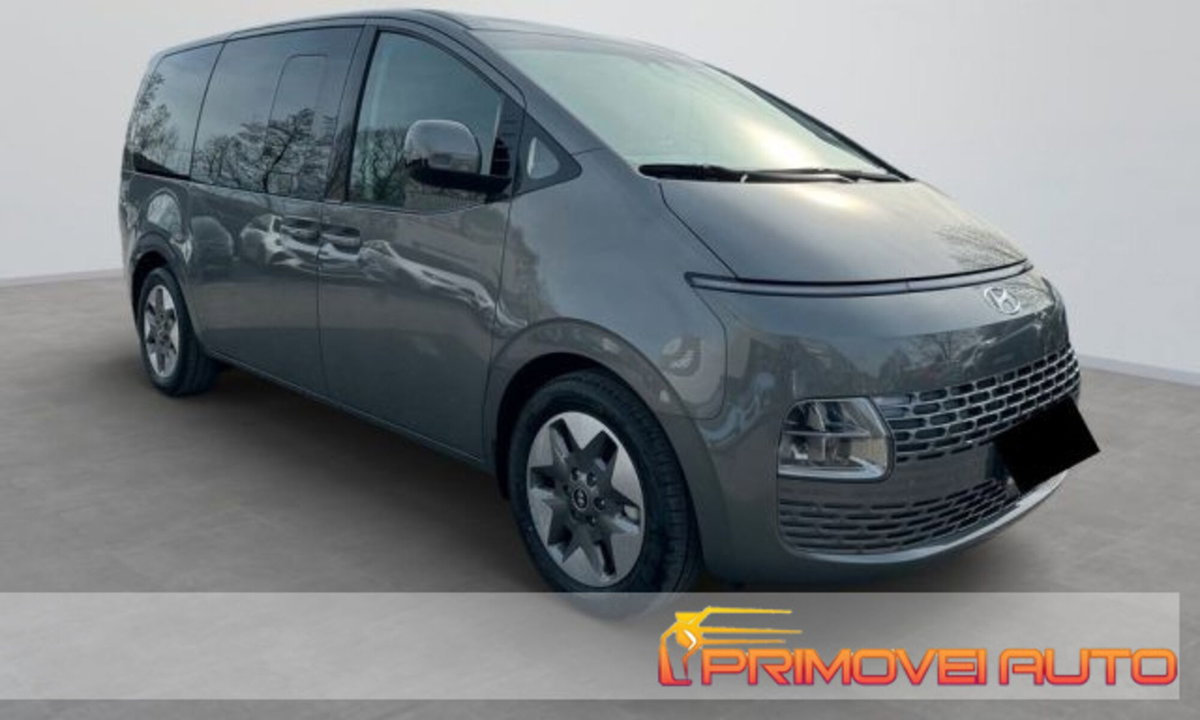 Hyundai Staria 2.2 2wd auto (7)