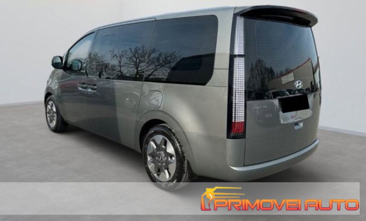Hyundai Staria 2.2 2wd auto (9)