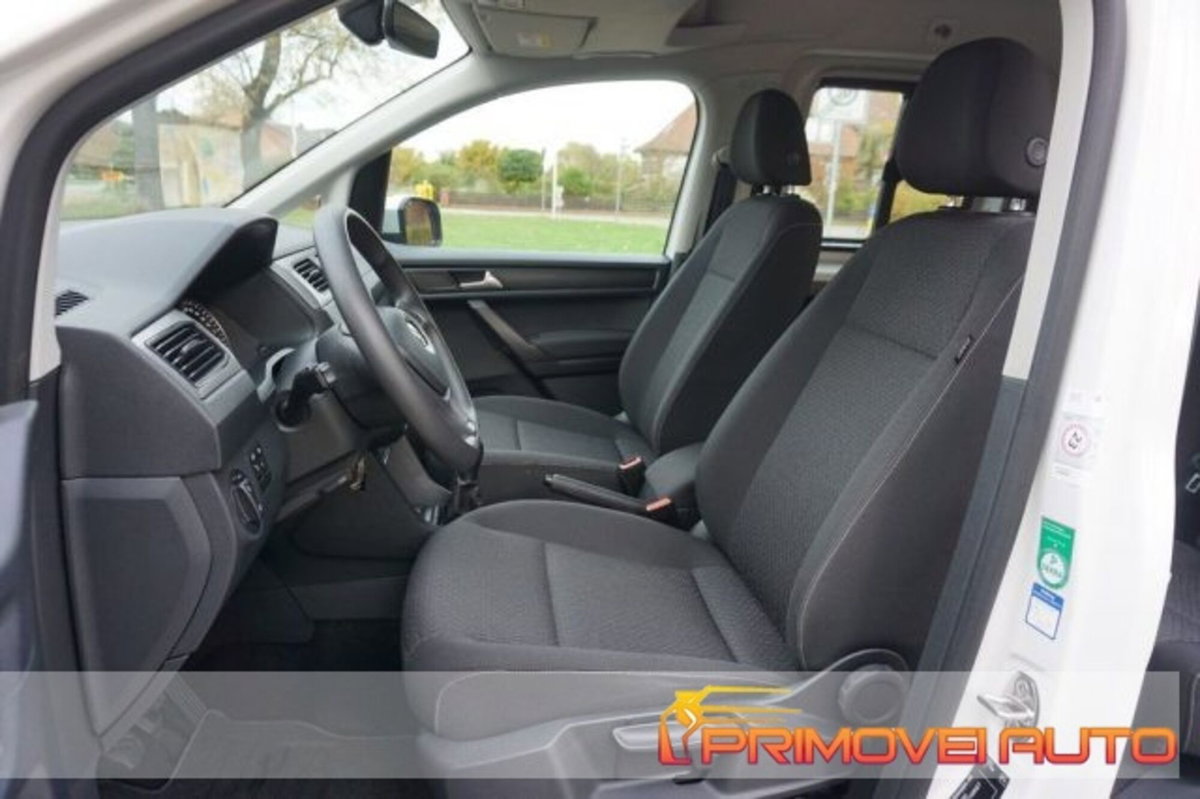 Volkswagen Caddy 2.0 TDI 102 CV (5)