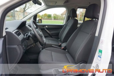 Volkswagen Caddy 2.0 TDI 102 CV (5)