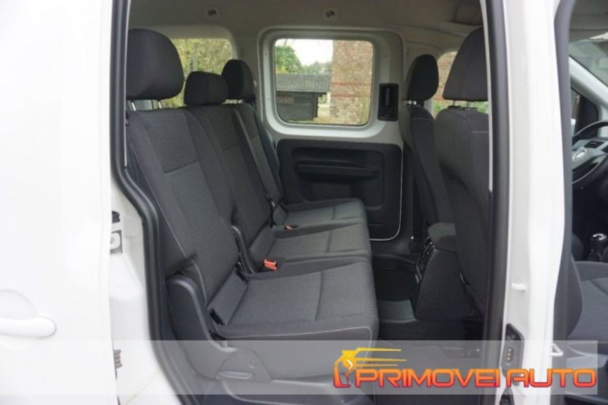 Volkswagen Caddy 2.0 TDI 102 CV (7)