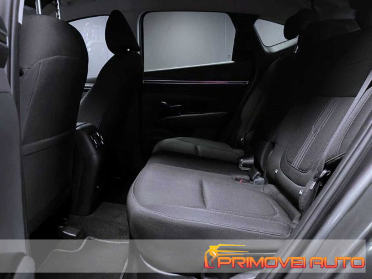 Hyundai Tucson 1.6 hev Xline 4wd auto (2)