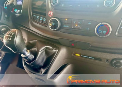 Ford Tourneo Custom 320 2.0 EcoBlue 130CV aut. PL c/sollev. Trend (2)