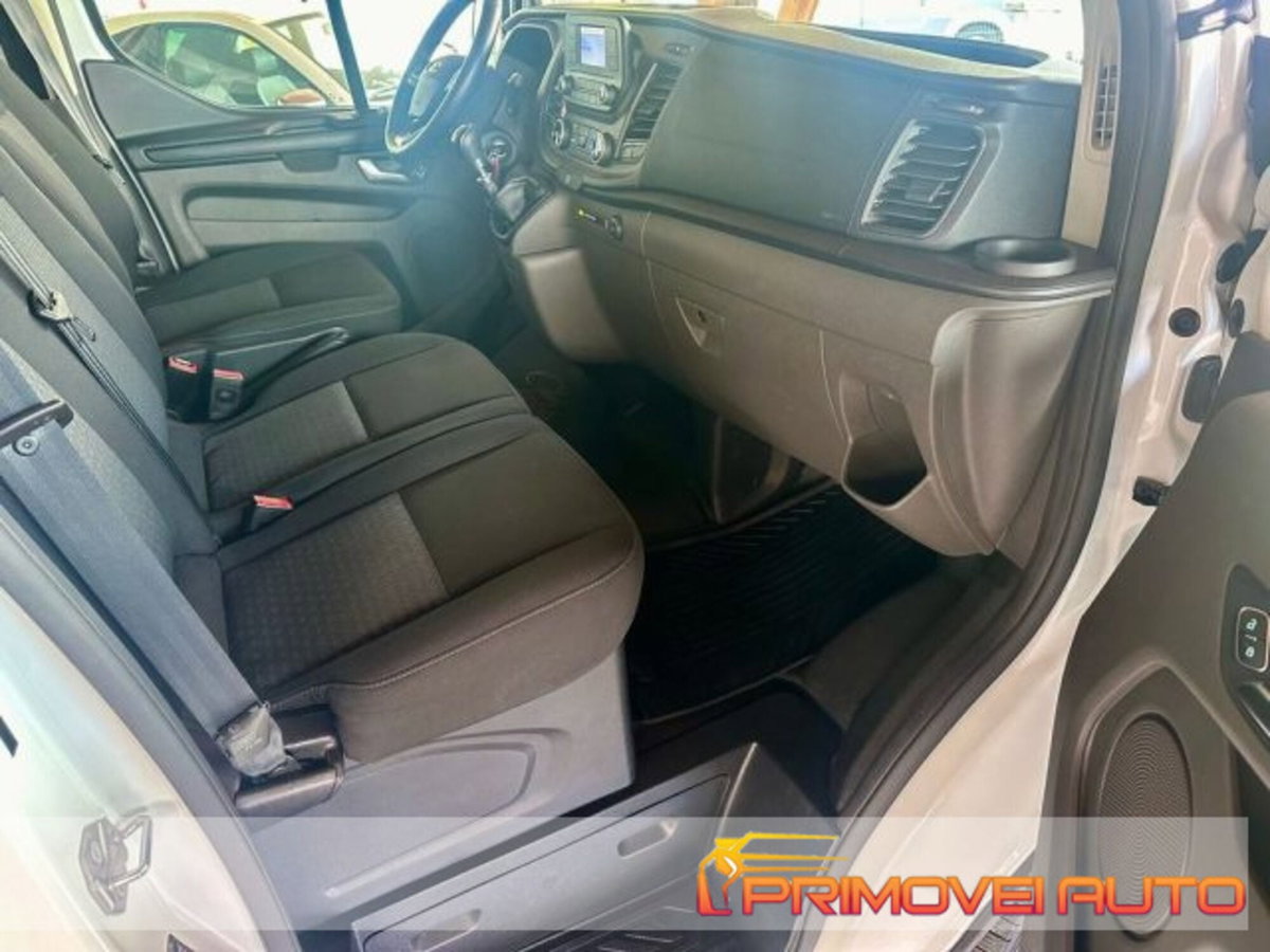 Ford Tourneo Custom 320 2.0 EcoBlue 130CV aut. PL c/sollev. Trend (3)