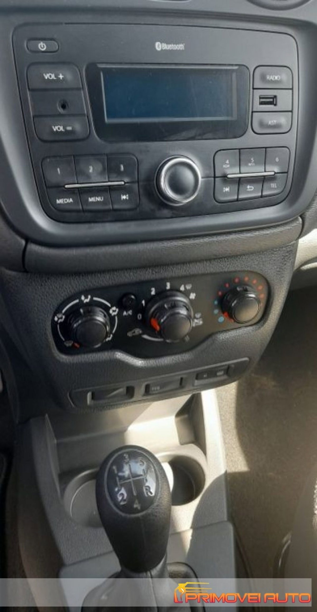 Dacia Dokker 1.6 8V 100CV Start&Stop GPL Ambiance (2)