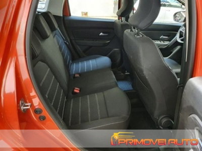 Dacia Duster 1.0 TCe 90 CV 4x2 Comfort (2)