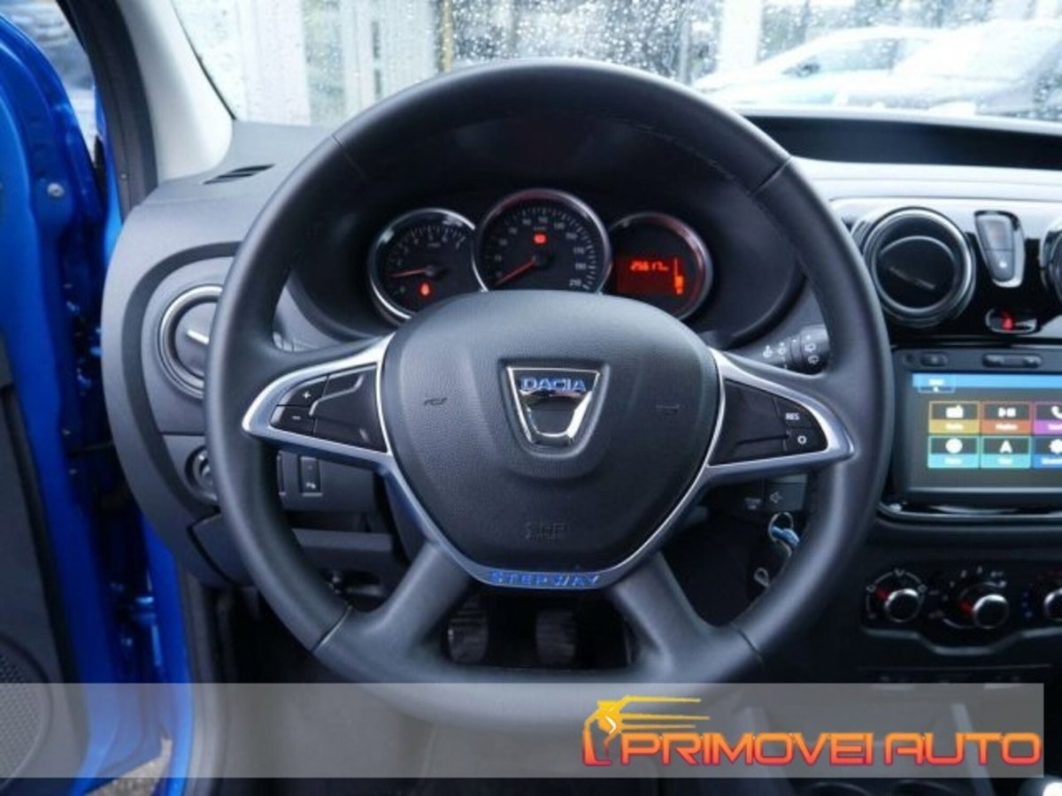 Dacia Dokker Stepway 1.6 8V 100CV (2)