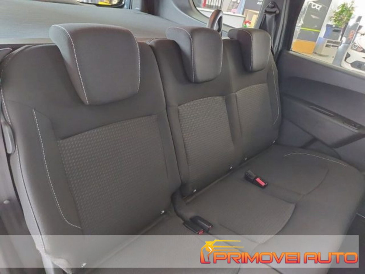 Dacia Lodgy Stepway 1.6 100 CV S&S GPL 7 posti (8)