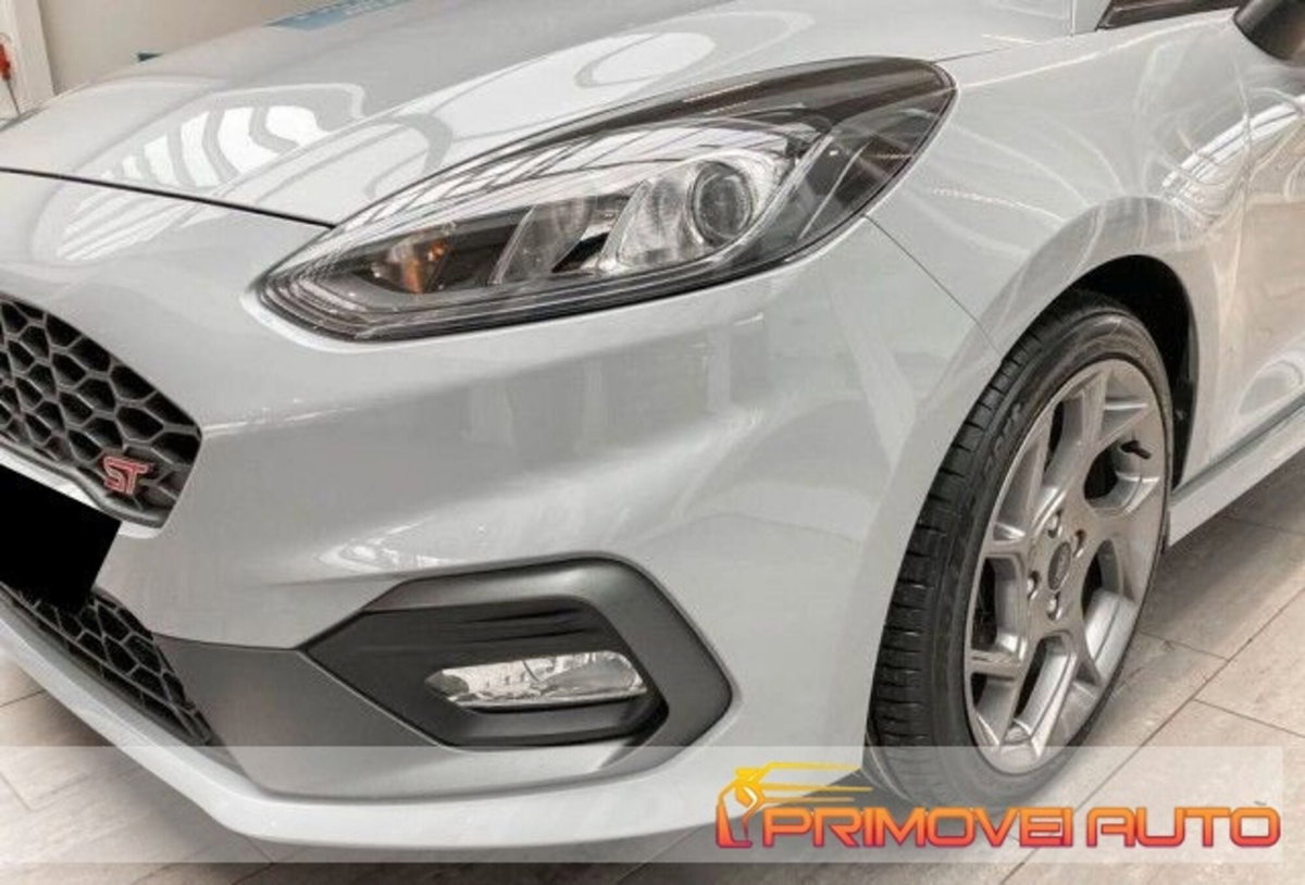 Ford Fiesta 1.5 Ecoboost 200 CV 5 porte ST (7)