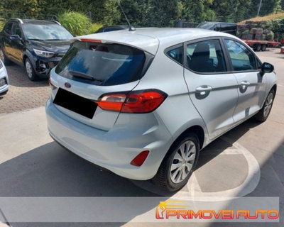Ford Fiesta 1.1 75 CV GPL 5 porte (9)