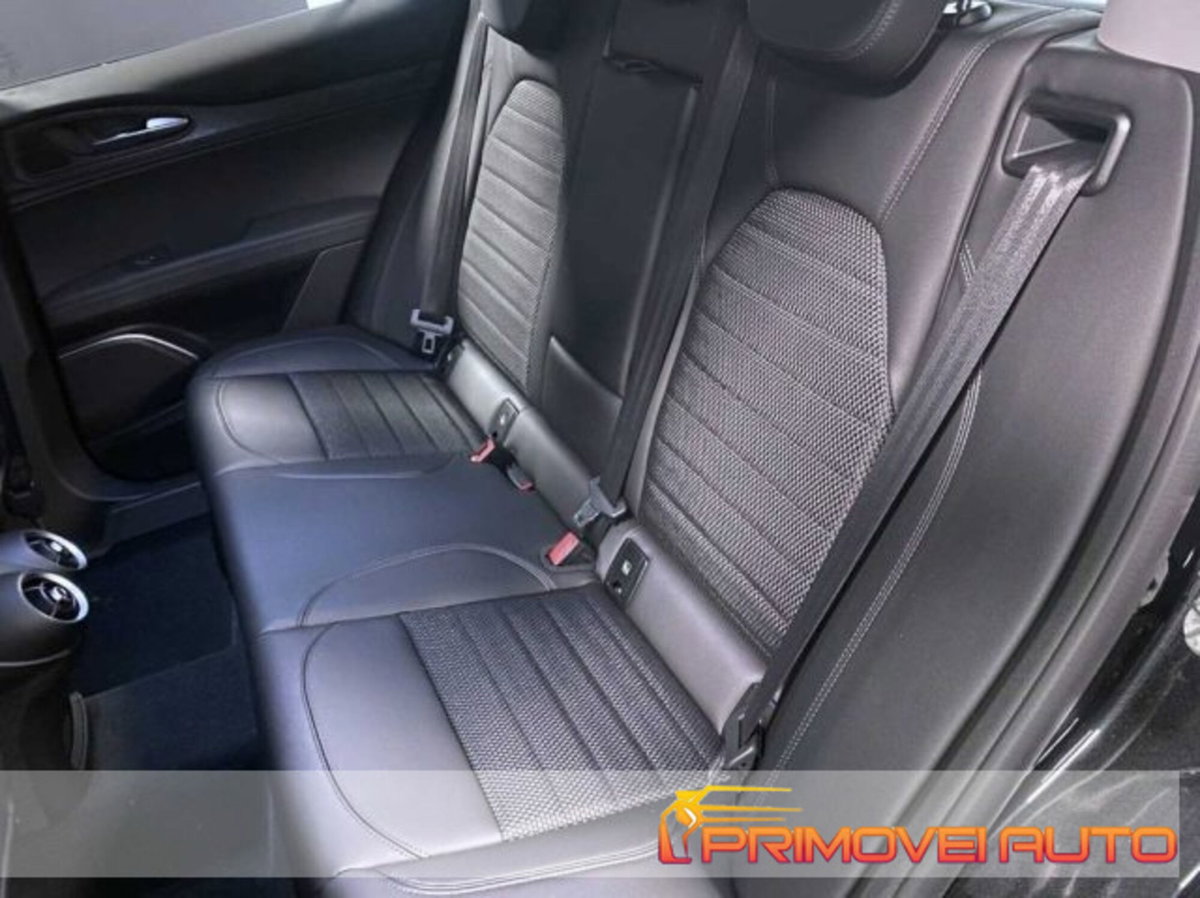 Alfa Romeo Stelvio Stelvio 2.0 Turbo 200 CV AT8 Q4 Executive (4)