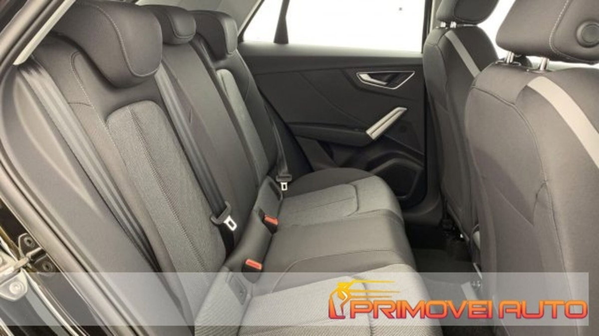 Audi Q2 Q2 35 TFSI S tronic Business Design (11)