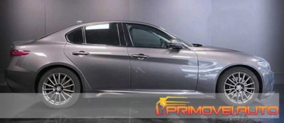 Alfa Romeo Giulia 2.2 Turbodiesel 210 CV AT8 AWD Q4 Veloce (10)