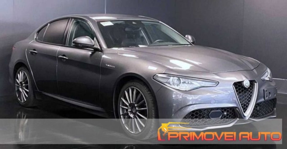 Alfa Romeo Giulia 2.2 Turbodiesel 210 CV AT8 AWD Q4 Veloce (7)