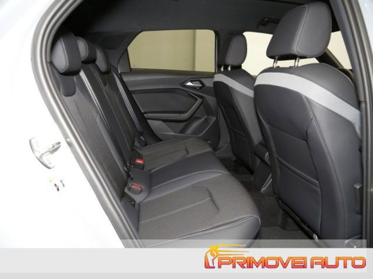 Audi A1 Sportback 35 TFSI S tronic S line edition (6)