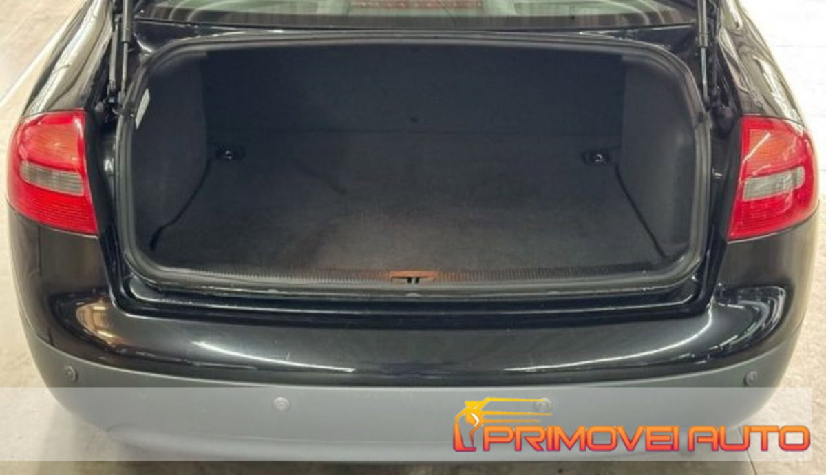 Audi A6 2.4 V6 cat Advance (12)