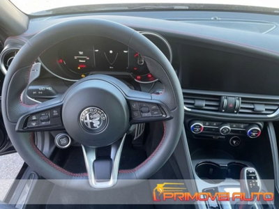 Alfa Romeo Giulia 2.2 Turbodiesel 210 CV AT8 AWD Q4 Estrema nuova