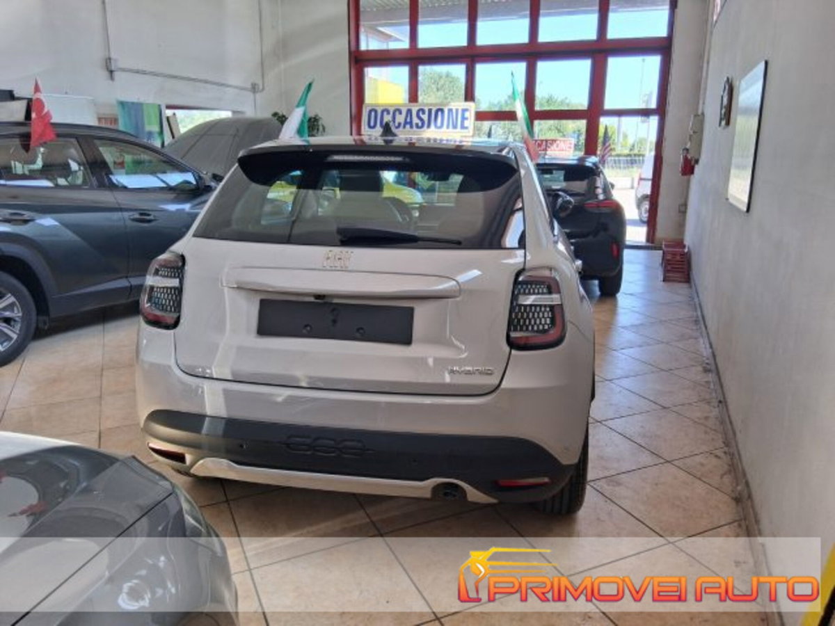 Fiat 600 1.2 hybrid 145cv auto (4)