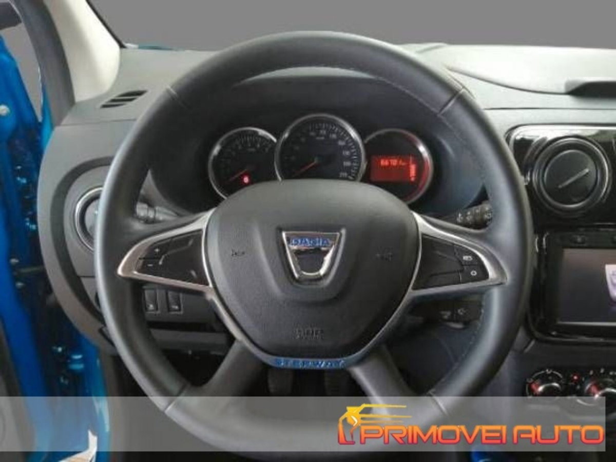 Dacia Lodgy Stepway 1.6 100 CV S&S GPL 5 posti (2)