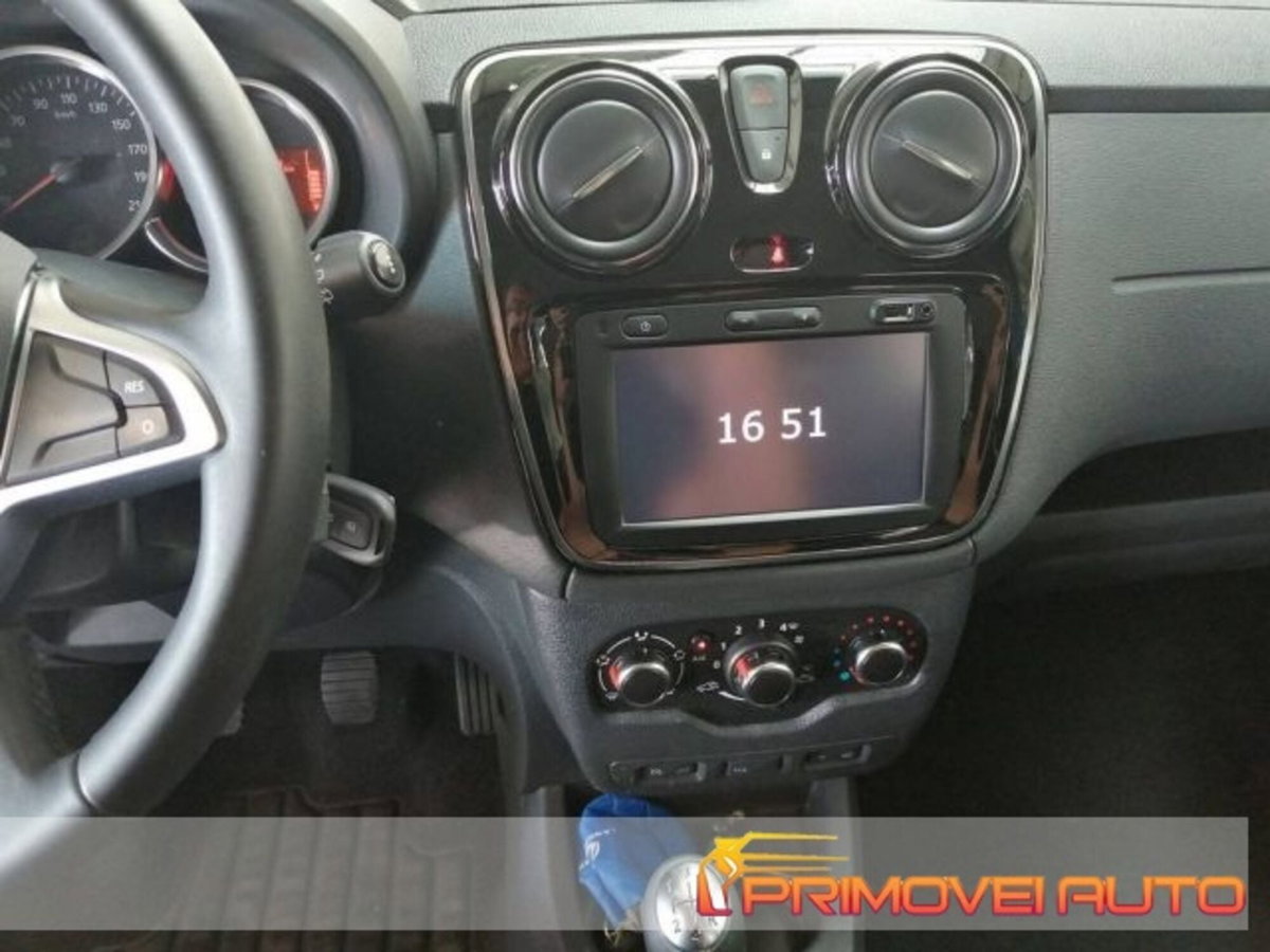 Dacia Lodgy Stepway 1.6 100 CV S&S GPL 5 posti (3)