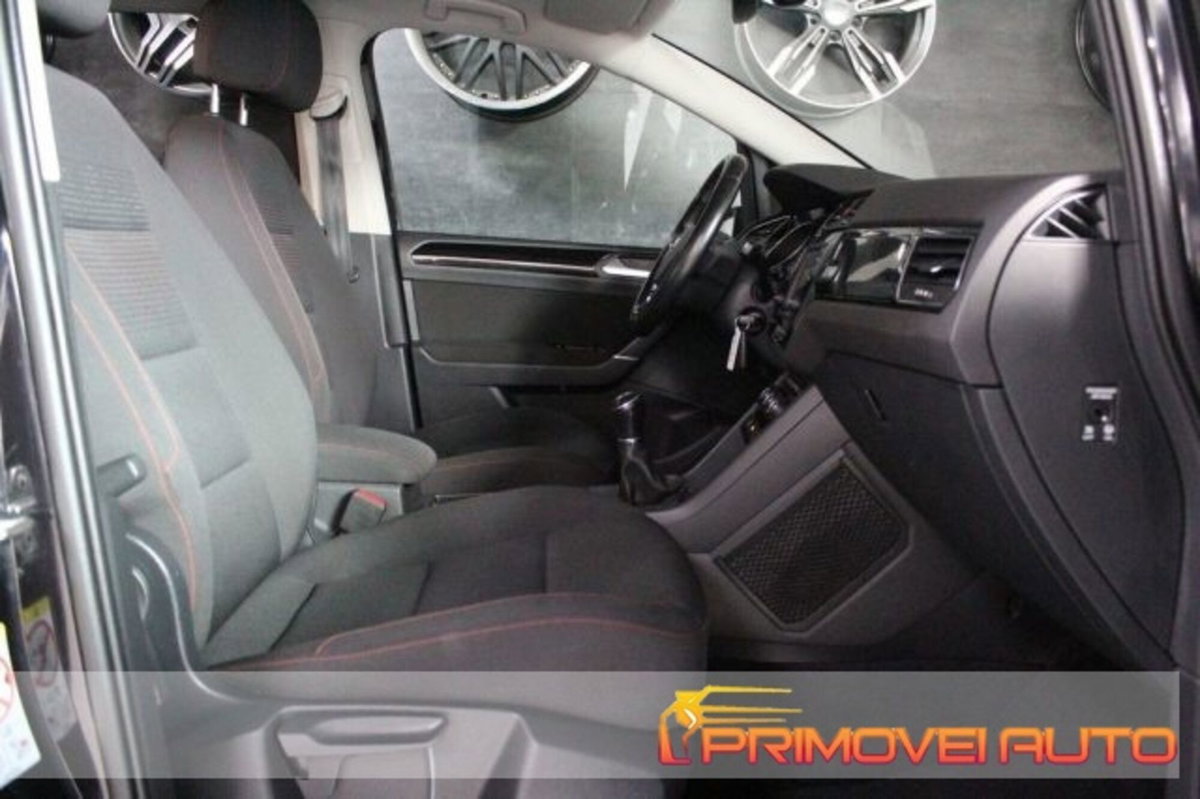 Volkswagen Touran 1.2 TSI Trendline BlueMotion Technology (2)