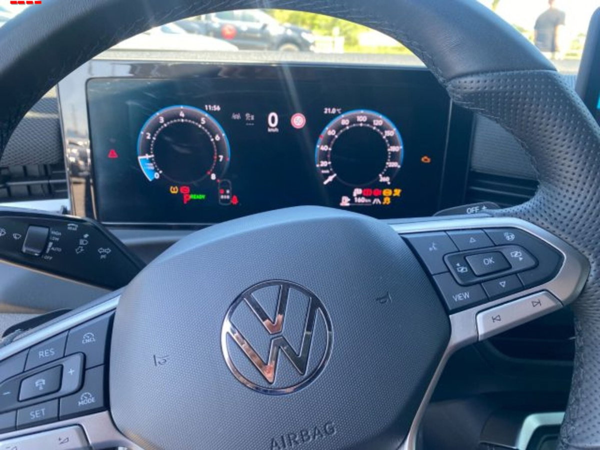 Volkswagen T-Roc 1.5 etsi R-Line 150cv dsg (11)