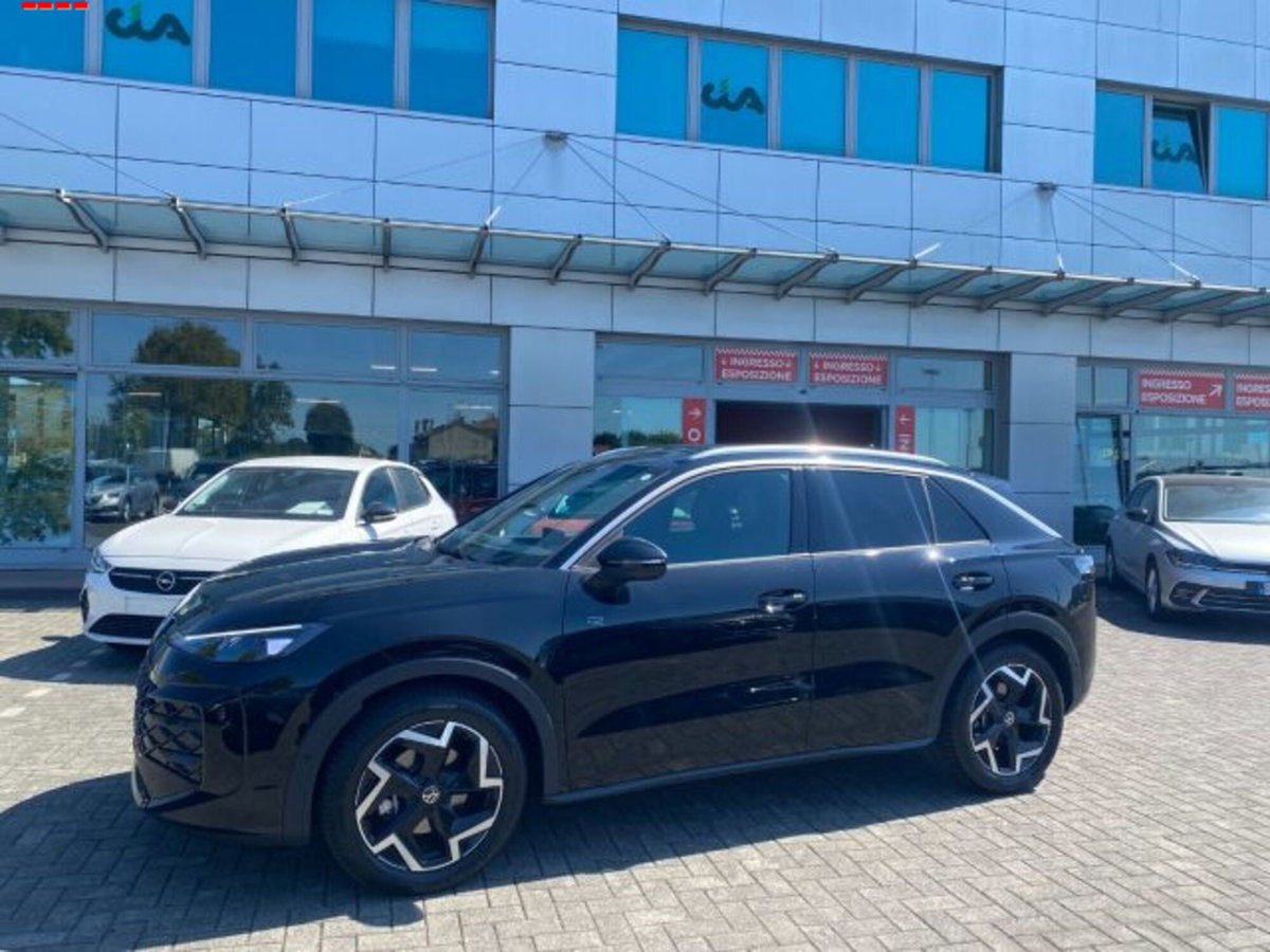 Volkswagen T-Roc 1.5 etsi R-Line 150cv dsg (2)