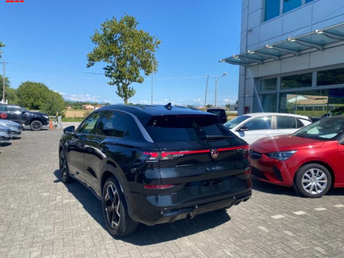 Volkswagen T-Roc 1.5 etsi R-Line 150cv dsg (6)