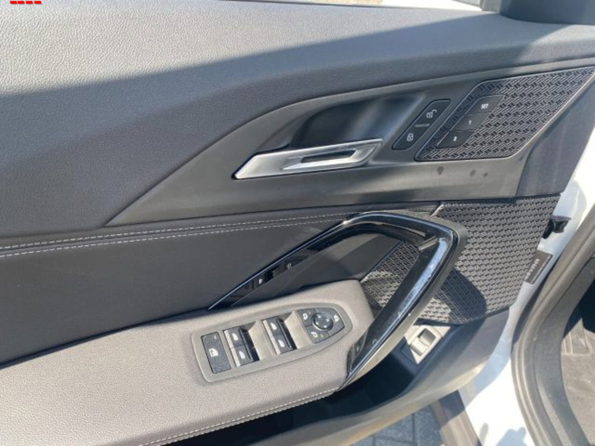 BMW X1 sDrive 18d Msport (9)