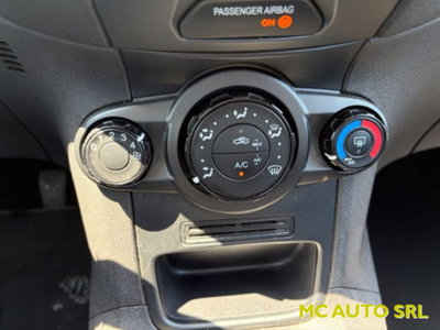 Ford Fiesta 1.0 80CV 5 porte (11)