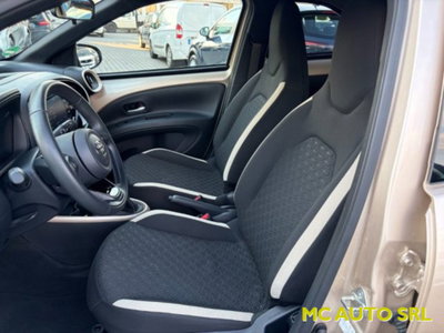 Toyota Aygo X 1.0 VVT-i 72 CV 5p. Undercover S-CVT (7)