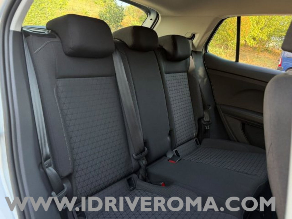 Volkswagen T-Cross 1.0 tsi Trend 95cv (11)