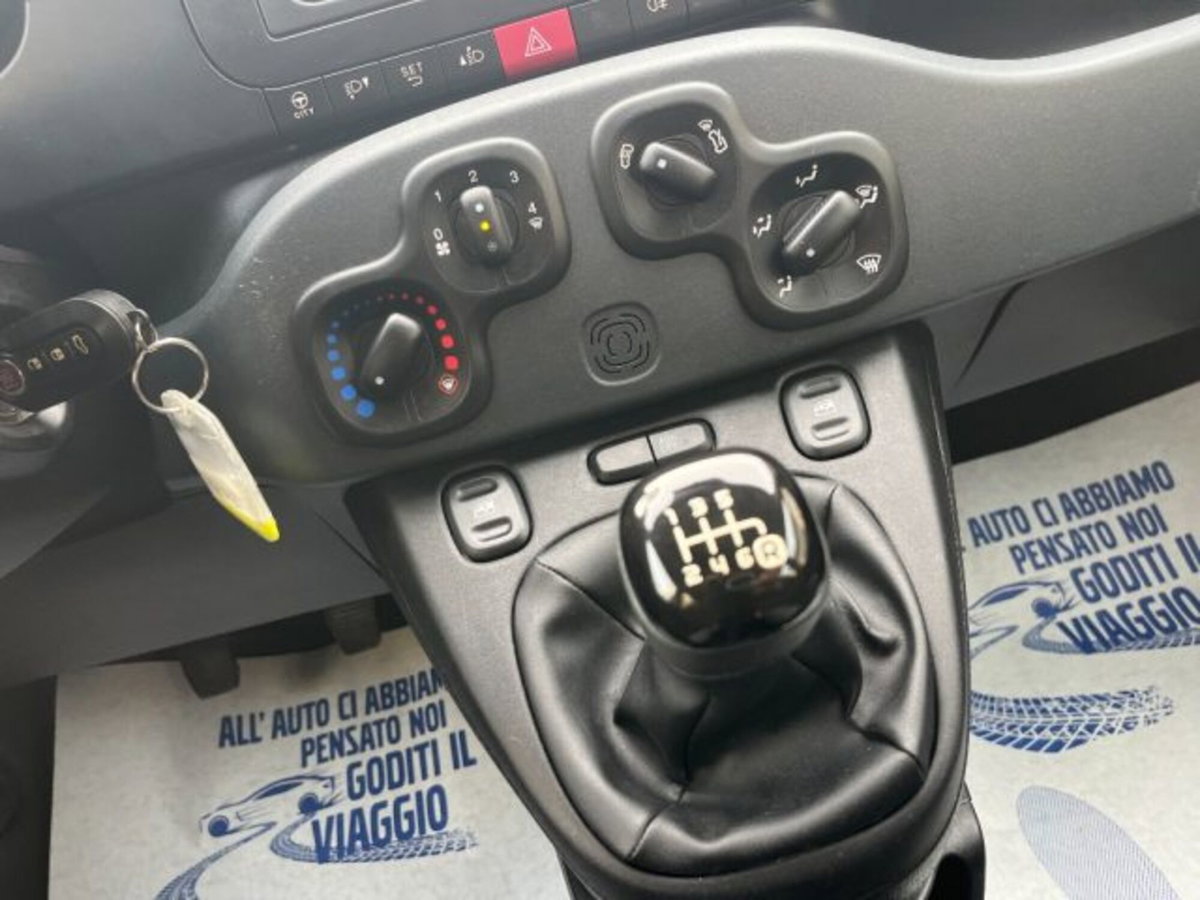 Fiat Panda 1.0 firefly hybrid s&s 70cv 5p.ti (14)