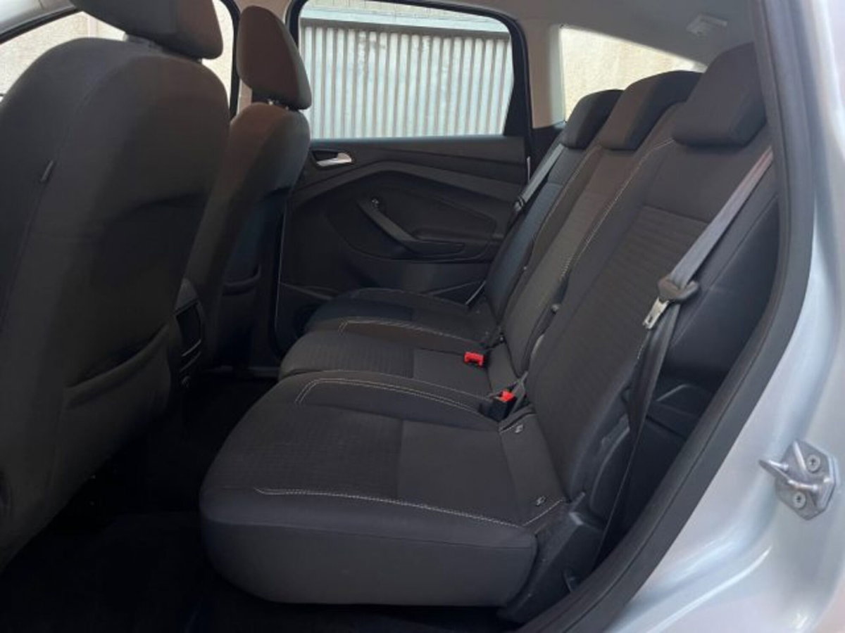 Ford C-Max 1.5 TDCi 95CV Start&Stop Titanium (14)
