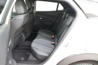 Peugeot 2008 PureTech 100 S&S Allure (15)