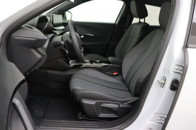 Peugeot 2008 PureTech 100 S&S Allure (5)