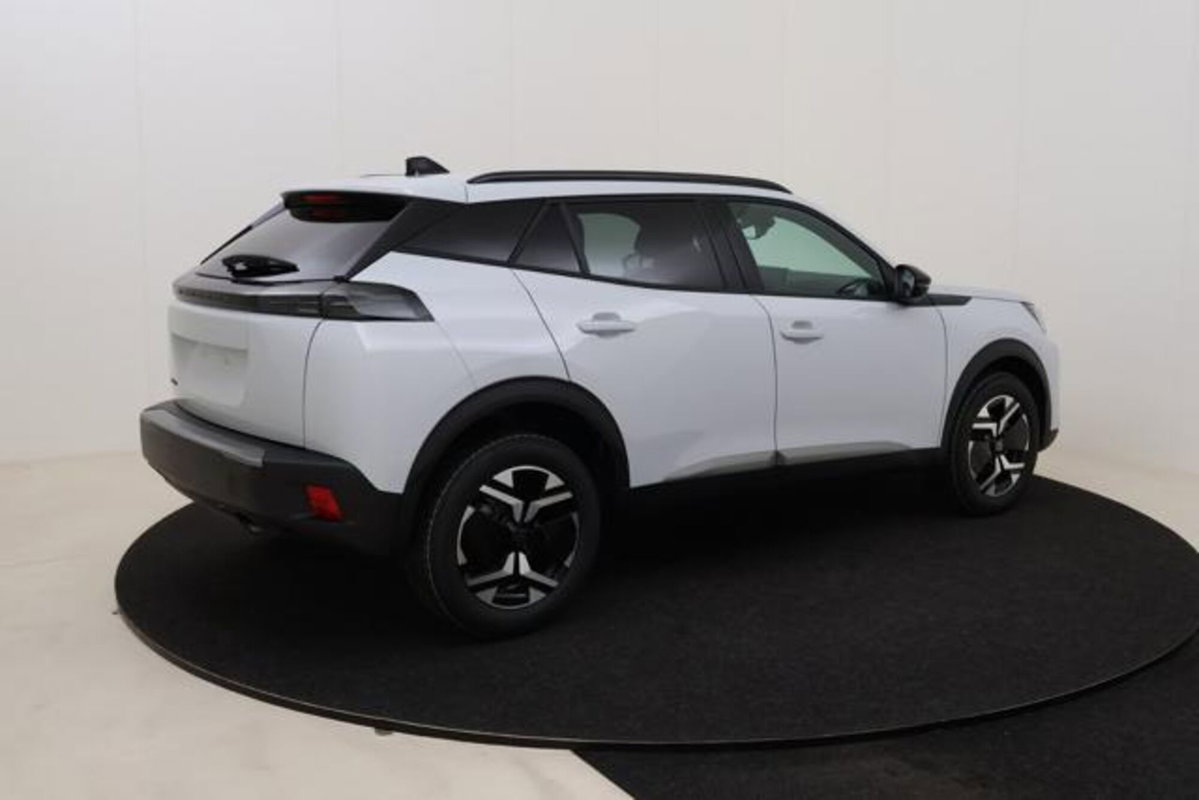 Peugeot 2008 PureTech 100 S&S Allure (6)