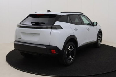 Peugeot 2008 PureTech 100 S&S Allure (9)