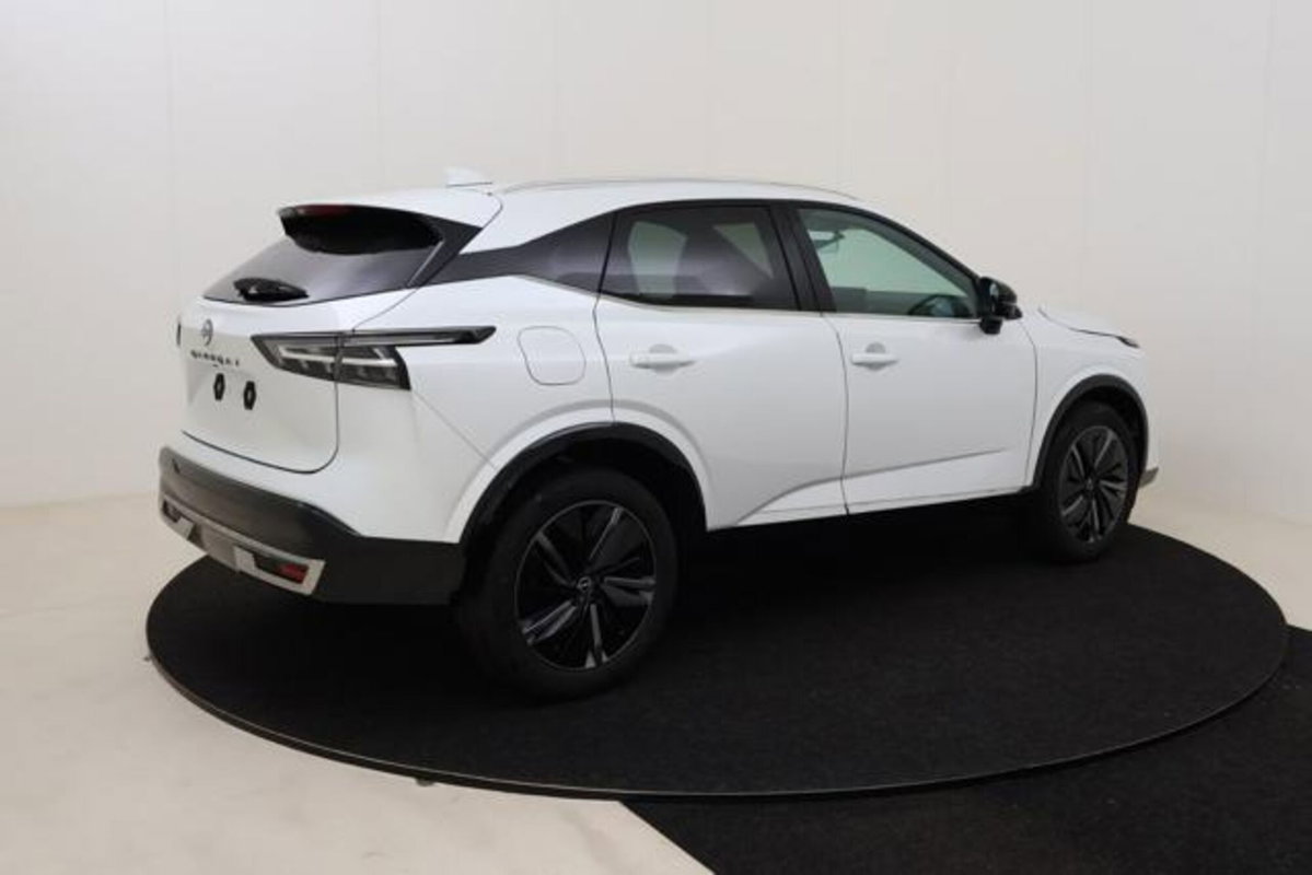 Nissan Qashqai 1.3 mhev Tekna 4wd 158cv xtronic (12)