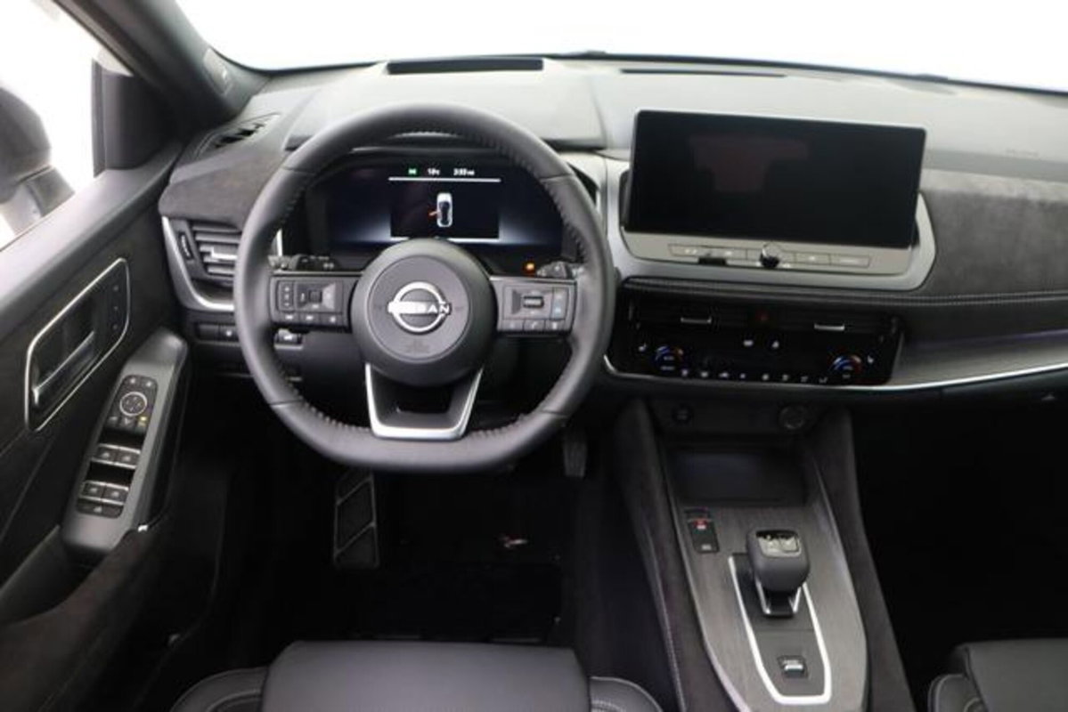 Nissan Qashqai 1.3 mhev Tekna 4wd 158cv xtronic (5)