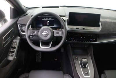 Nissan Qashqai 1.3 mhev Tekna 4wd 158cv xtronic (5)